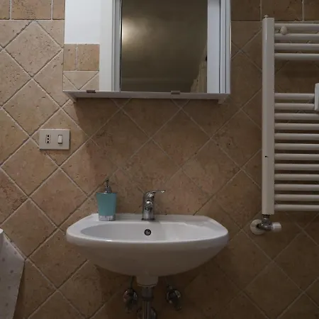 Le Quattro Meraviglie 4* Rome