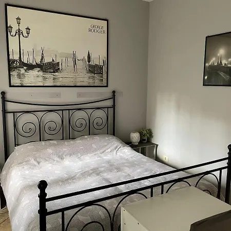 Le Quattro Meraviglie Bed and Breakfast 4*